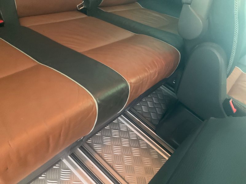 Volkswagen T5 Multivan 2.0 TDI PanAmericana 4Motion 2010 – снимка 51