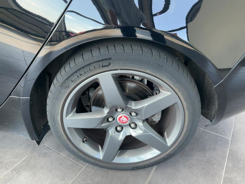 Jaguar XE 20d Prestige 2016 – снимка 5