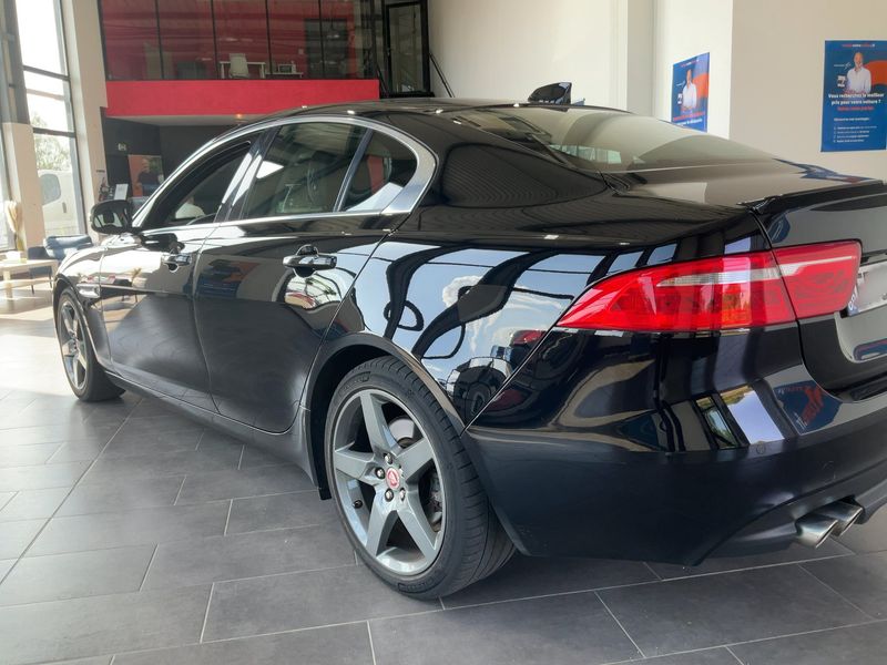 Jaguar XE 20d Prestige 2016 – снимка 6