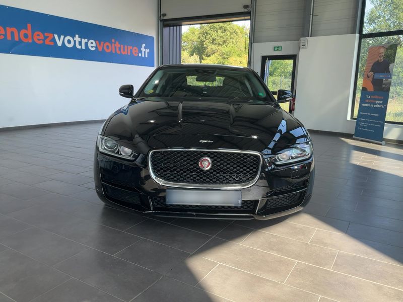 Jaguar XE 20d Prestige 2016 – снимка 14