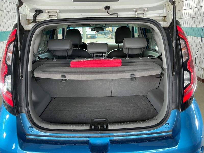 Kia Soul electric drive 81 kW EV 2016 – снимка 15