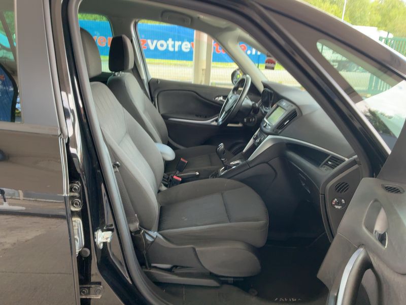 Opel Zafira Tourer 2.0 CDTI Active 2018 – снимка 16