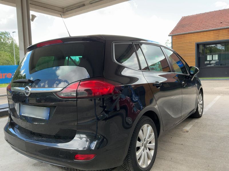 Opel Zafira Tourer 2.0 CDTI Active 2018 – снимка 8