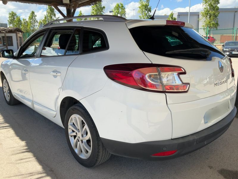 Renault Megane 1.5 dCi Limited 2016 – снимка 6