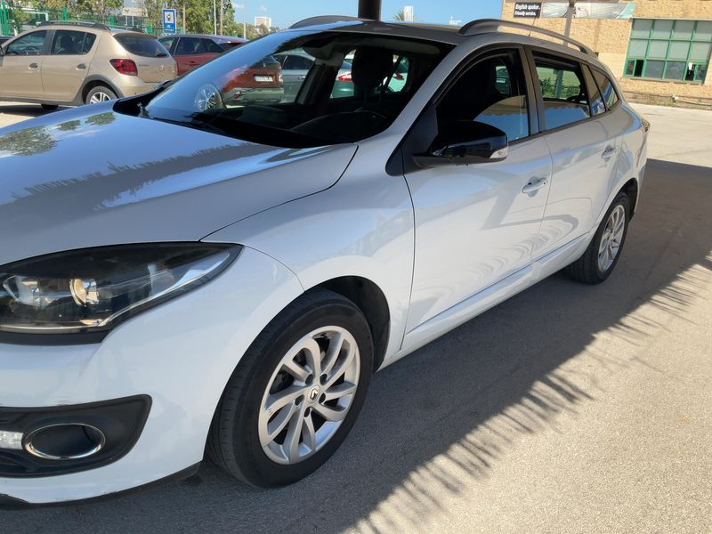 Renault Megane 1.5 dCi Limited 2016 – снимка 2