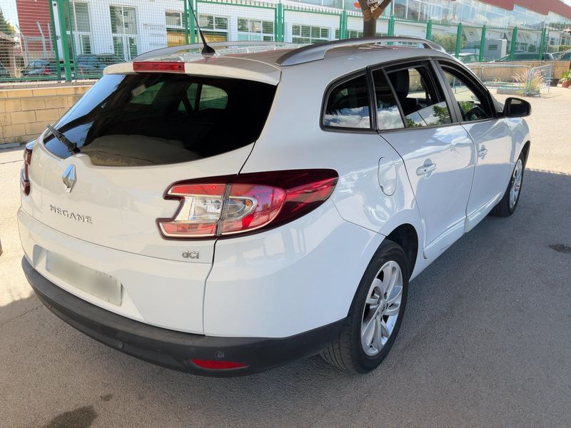 Renault Megane 1.5 dCi Limited 2016 – снимка 8