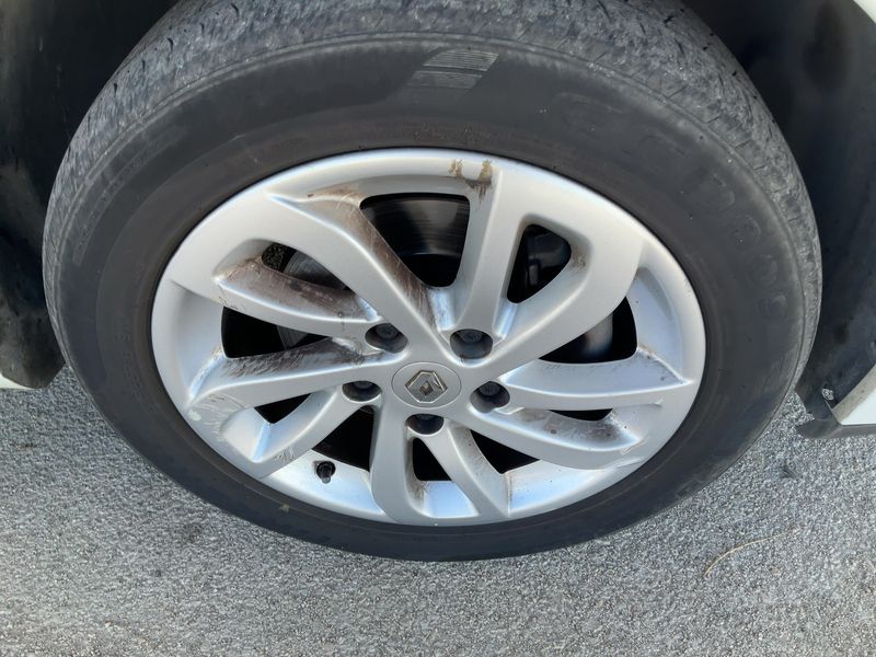 Renault Megane 1.5 dCi Limited 2016 – снимка 11