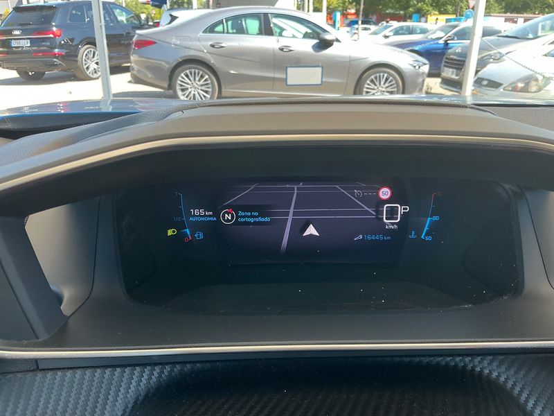 Peugeot 2008 1.2 PureTech GT 2022 – снимка 18