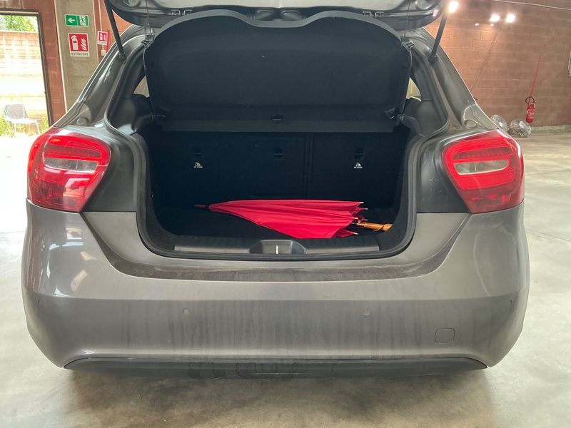 Mercedes-Benz A-Klasse A 180 CDI BlueEfficiency Executive 2016 – снимка 15