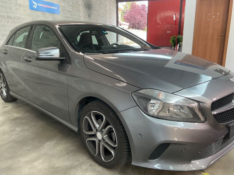 Mercedes-Benz A-Klasse A 180 CDI BlueEfficiency Executive 2016 – снимка 12