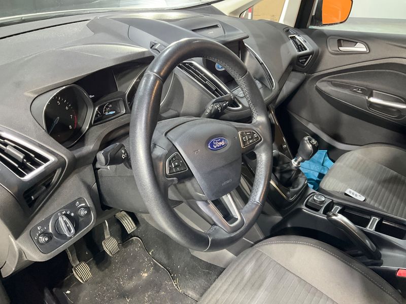 Ford Grand C-Max 1.0 EcoBoost Titanium 2017 – снимка 22