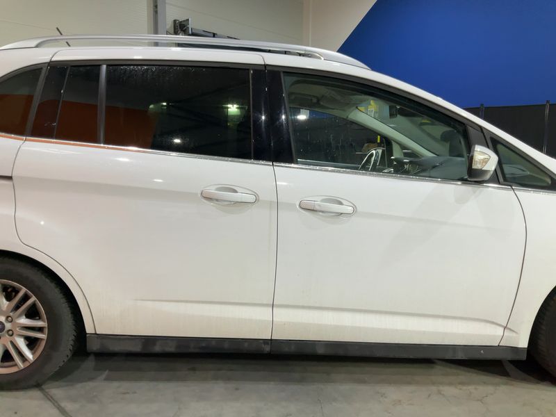 Ford Grand C-Max 1.0 EcoBoost Titanium 2017 – снимка 10