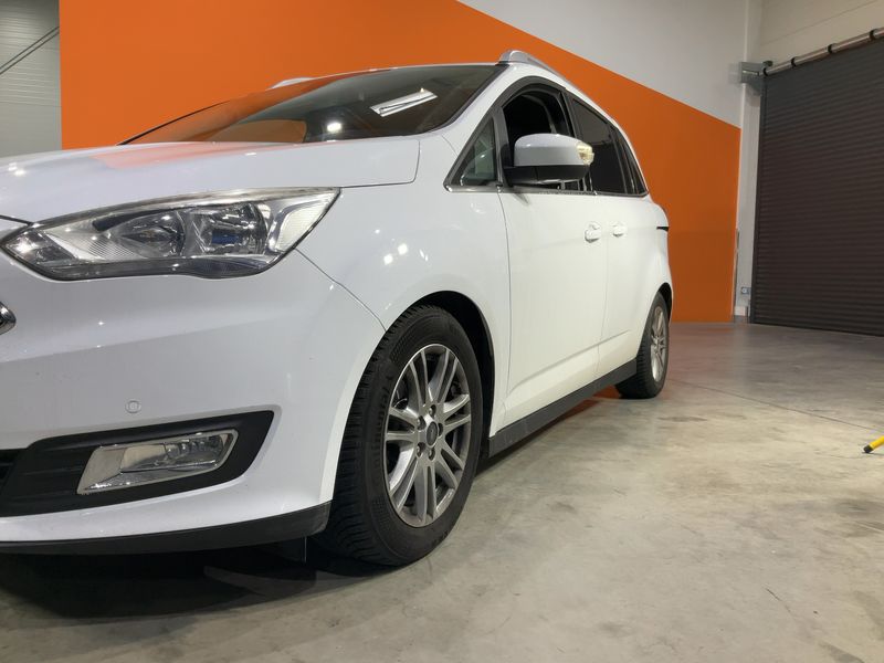 Ford Grand C-Max 1.0 EcoBoost Titanium 2017 – снимка 2