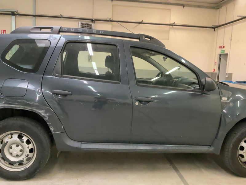 Dacia Duster 1.5 dCi Ambiance 4x2 2016 – снимка 10