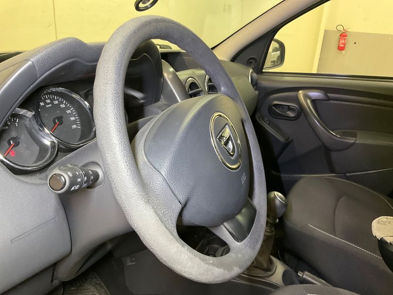 Dacia Duster 1.5 dCi Ambiance 4x2 2016 – снимка 28