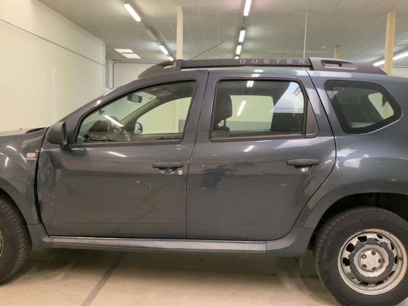 Dacia Duster 1.5 dCi Ambiance 4x2 2016 – снимка 4