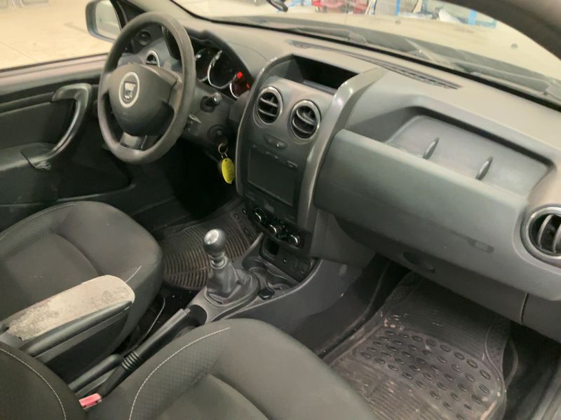 Dacia Duster 1.5 dCi Ambiance 4x2 2016 – снимка 17