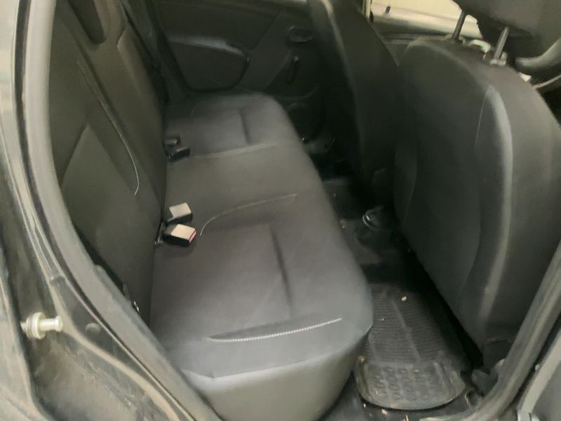 Dacia Duster 1.5 dCi Ambiance 4x2 2016 – снимка 19