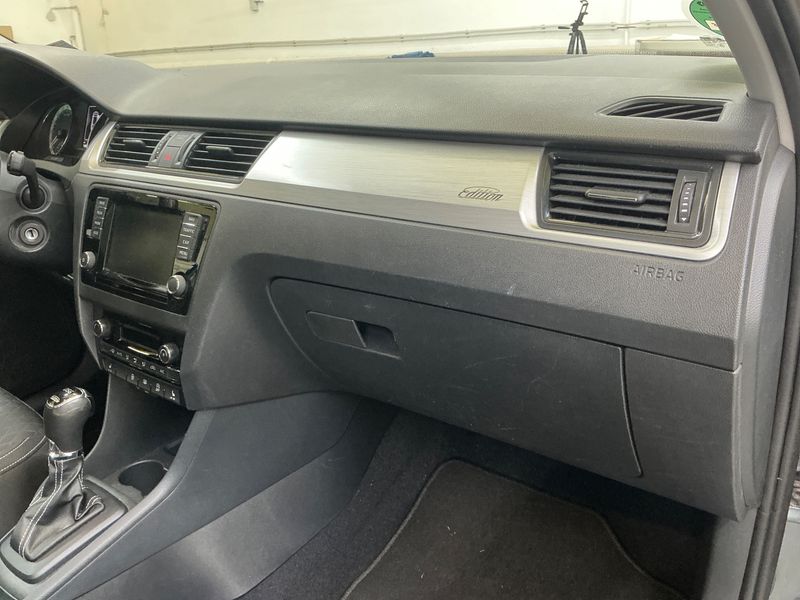 Skoda Rapid Spaceback 1.4 TDI Edition 2015 – снимка 31