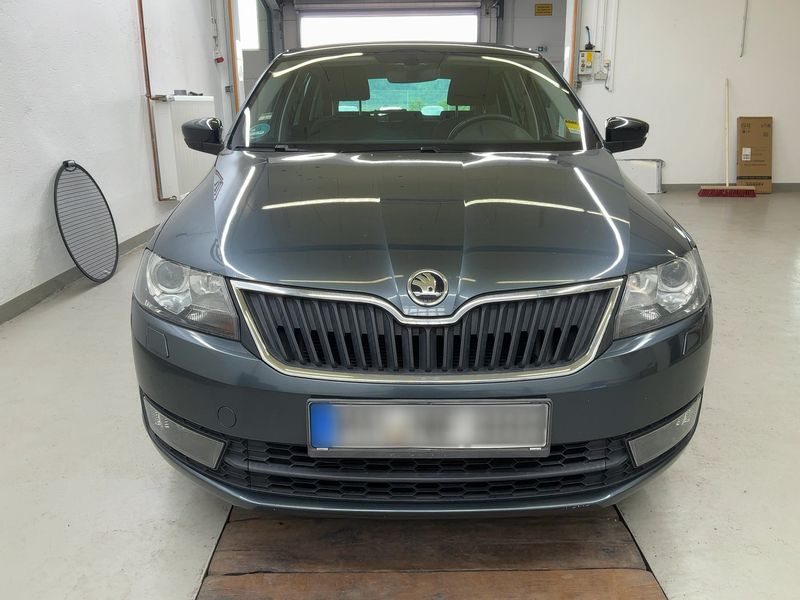 Skoda Rapid Spaceback 1.4 TDI Edition 2015 – снимка 14