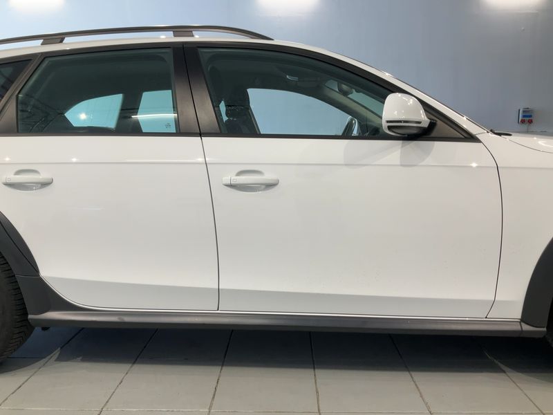 Audi A4 Allroad 2.0 TDI 2013 – снимка 10