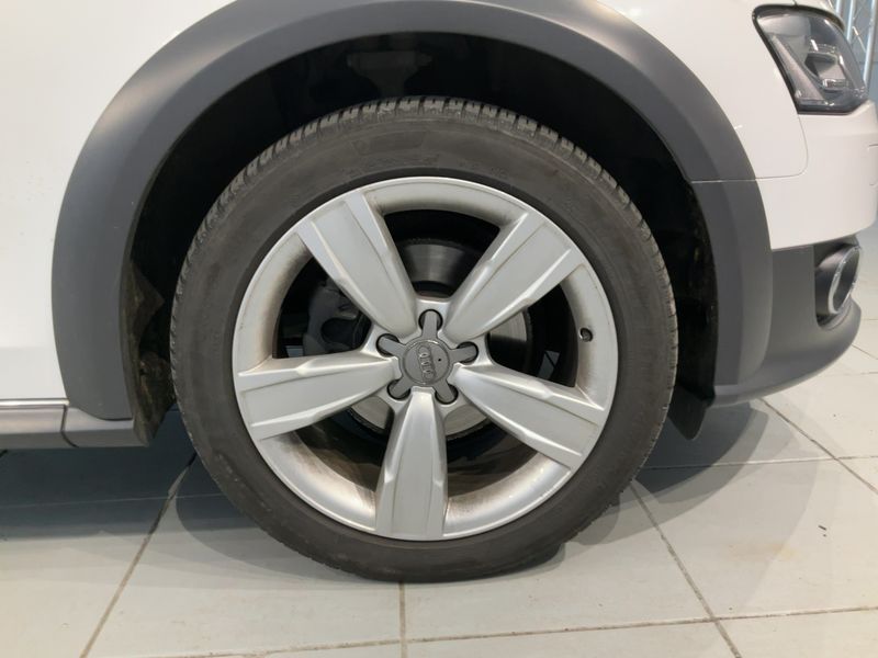 Audi A4 Allroad 2.0 TDI 2013 – снимка 11