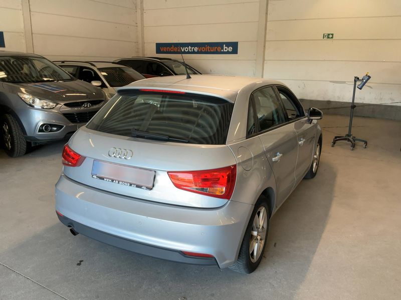 Audi A1 Sportback 1.0 TFSI 2018 – снимка 8