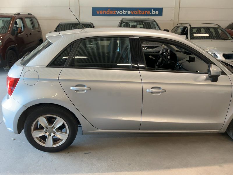 Audi A1 Sportback 1.0 TFSI 2018 – снимка 10
