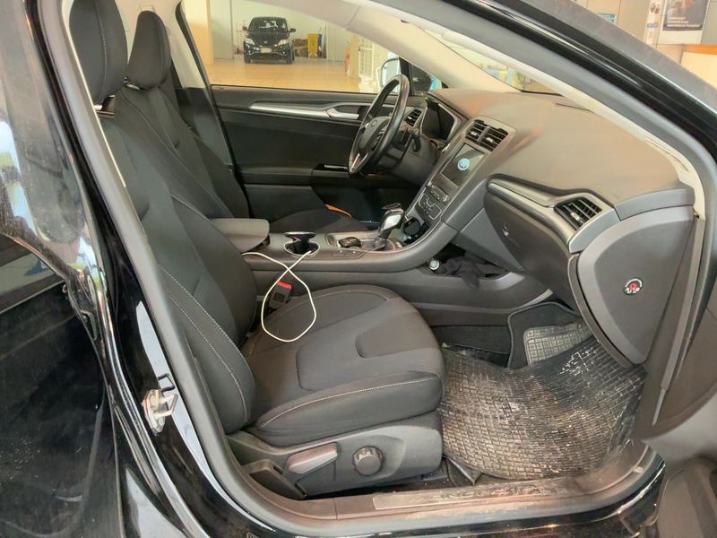 Ford Mondeo 2.0 TDCi Titanium Business 2019 – снимка 16