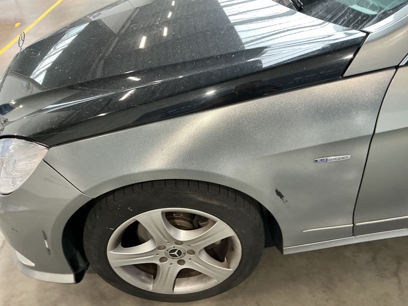 Mercedes-Benz E-Klasse E 220 CDI BlueEfficiency Avantgarde 2009 – снимка 26
