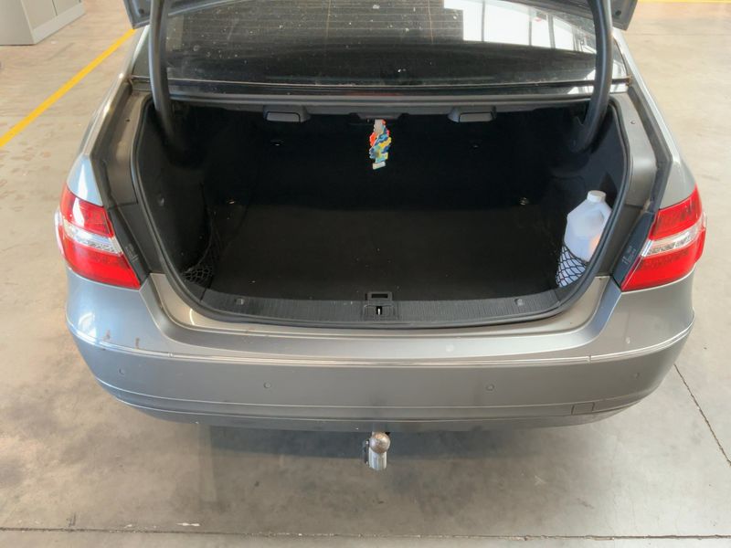Mercedes-Benz E-Klasse E 220 CDI BlueEfficiency Avantgarde 2009 – снимка 15