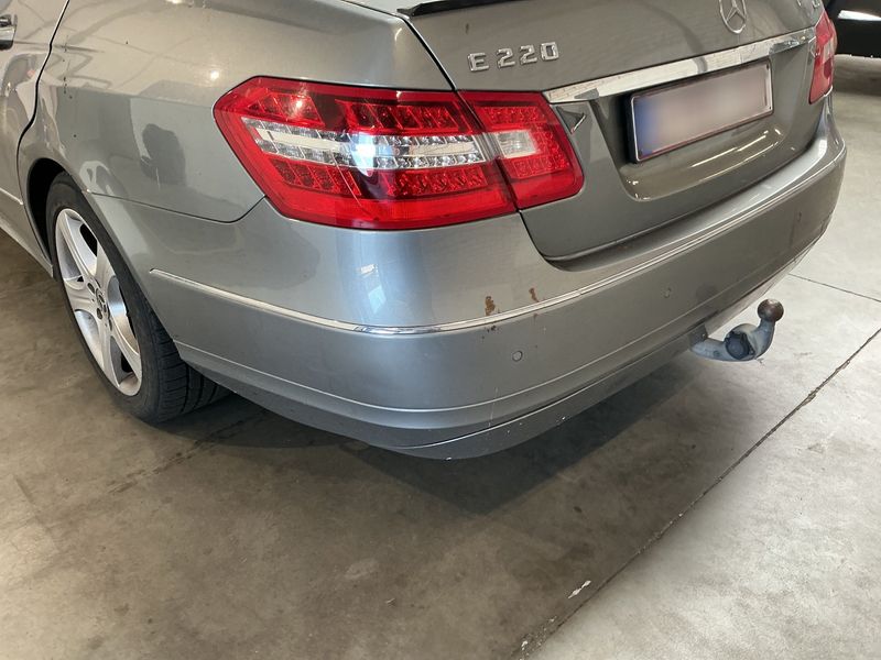Mercedes-Benz E-Klasse E 220 CDI BlueEfficiency Avantgarde 2009 – снимка 32