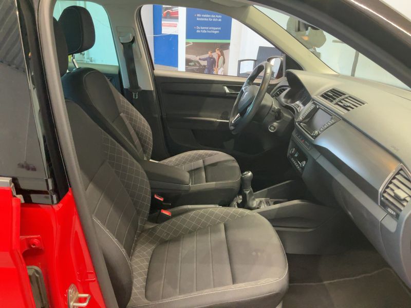 Skoda Fabia 1.2 TSI Style 2016 – снимка 17