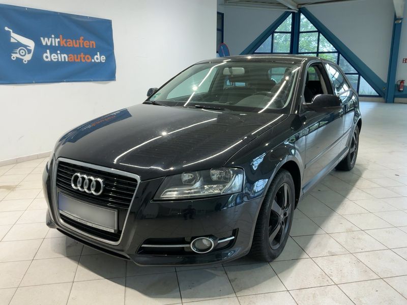 Audi A3 1.2 TFSI Attraction 2011 – снимка 1