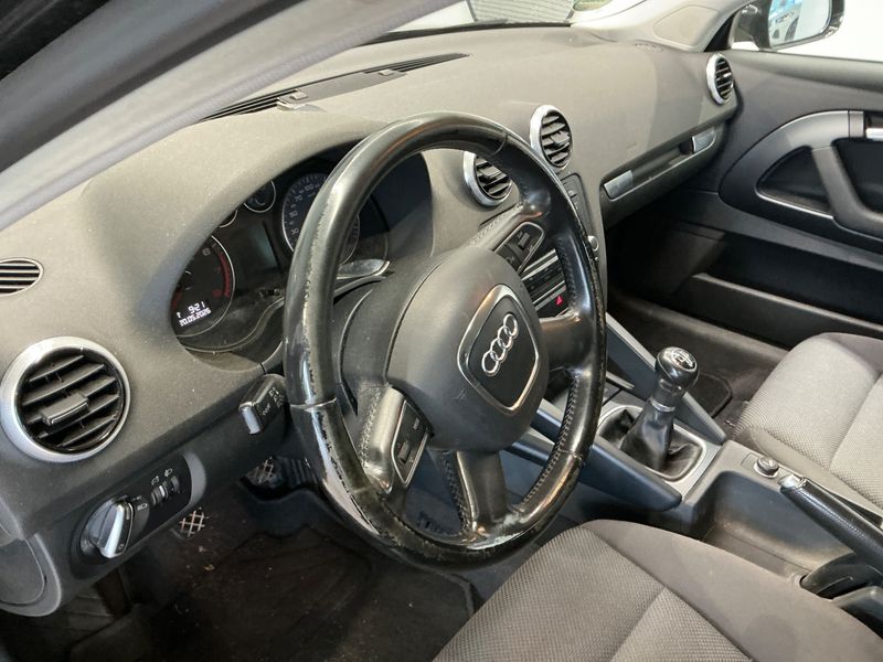 Audi A3 1.2 TFSI Attraction 2011 – снимка 34