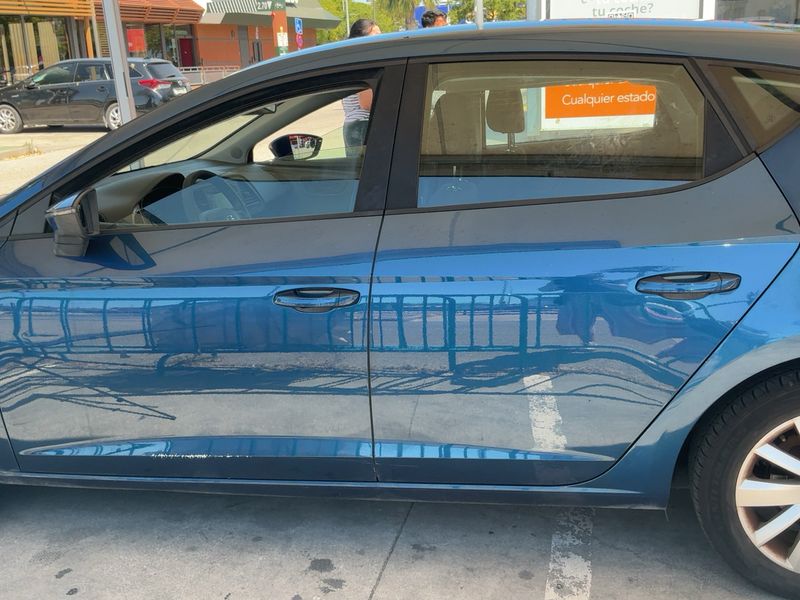 Seat Leon 1.6 TDI Reference 2015 – снимка 4