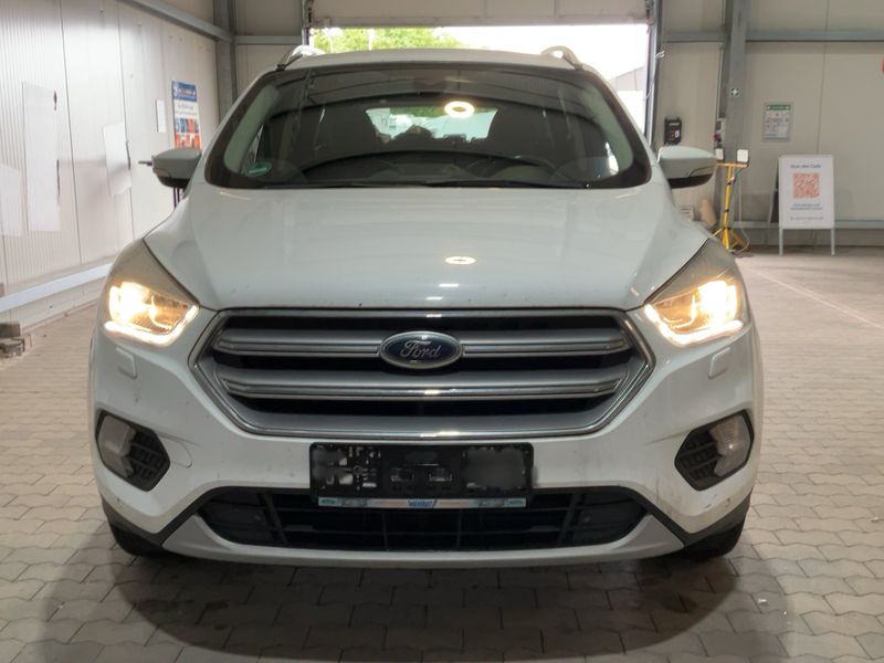 Ford Kuga 2.0 TDCi Titanium 2018 – снимка 14