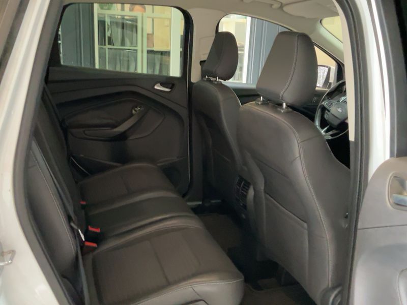Ford Kuga 2.0 TDCi Titanium 2018 – снимка 20
