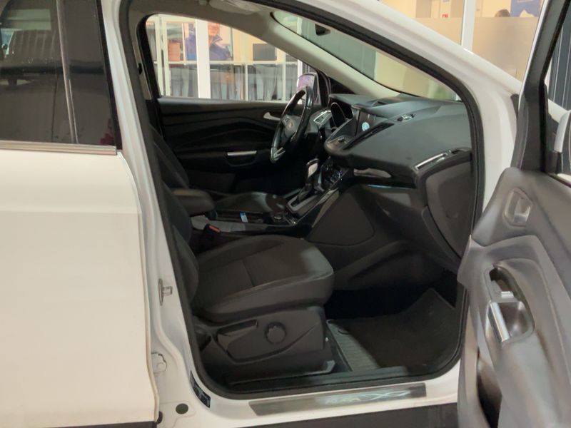 Ford Kuga 2.0 TDCi Titanium 2018 – снимка 17