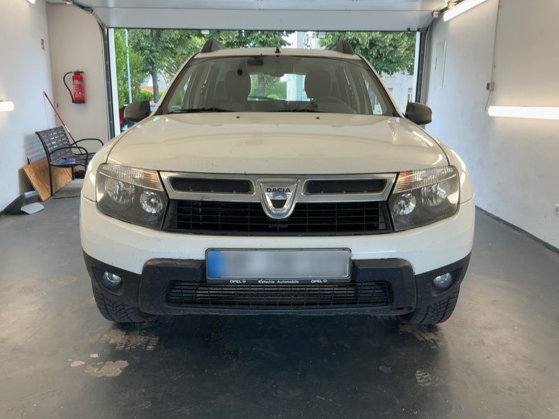 Dacia Duster 1.5 dCi Laureate 4x4 2012 – снимка 14