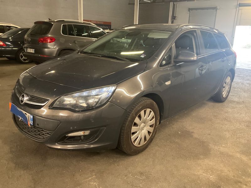 Opel Astra 1.6 CDTI DPF Edition 2014 – снимка 1