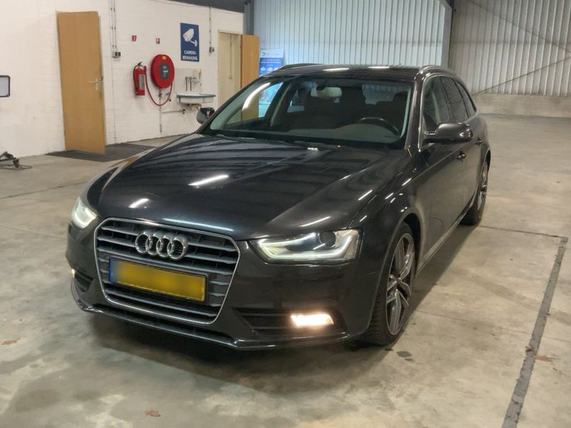 Audi A4 1.8 TFSI Ambition 2014 – снимка 1