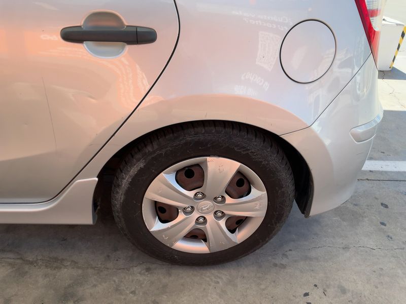 Hyundai i30 1.6 CRDi Classic 2011 – снимка 5