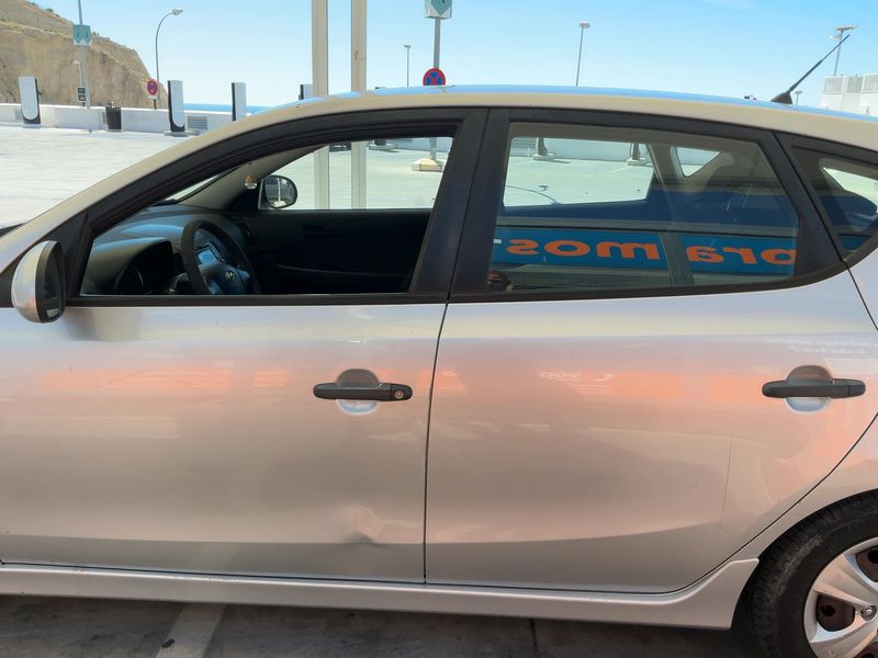 Hyundai i30 1.6 CRDi Classic 2011 – снимка 4