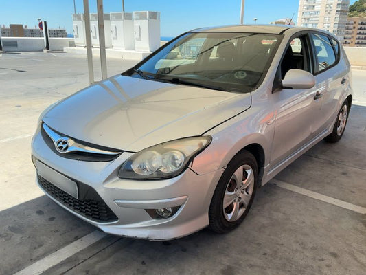 Hyundai i30 1.6 CRDi Classic 2011 – снимка 1