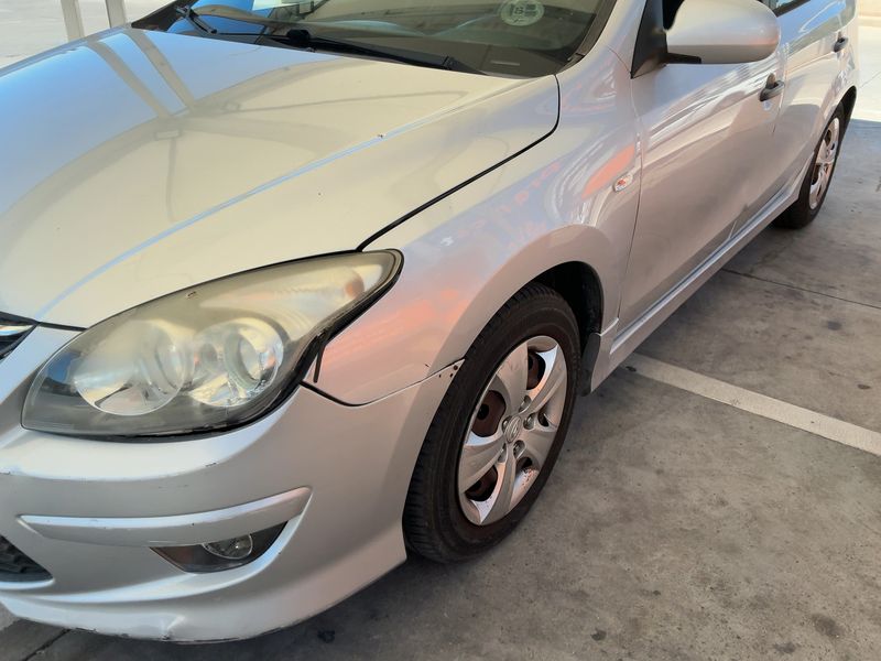 Hyundai i30 1.6 CRDi Classic 2011 – снимка 2