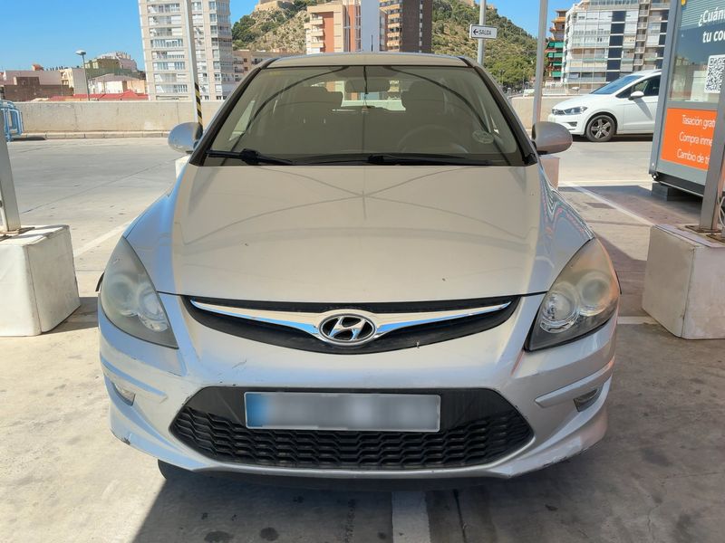 Hyundai i30 1.6 CRDi Classic 2011 – снимка 14