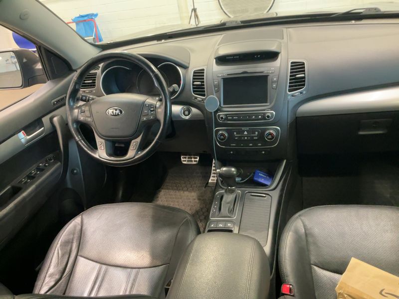 Kia Sorento 2.2 CRDi Platinum Edition 4WD 2014 – снимка 18