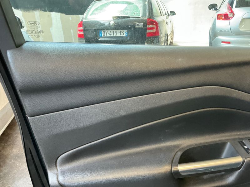 Ford Kuga 1.5 TDCi Executive 2018 – снимка 26