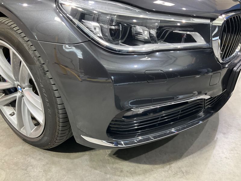 BMW 7er 750i xDrive 2017 – снимка 44